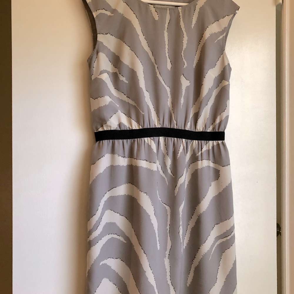 Ann Taylor LOFT gray print dress